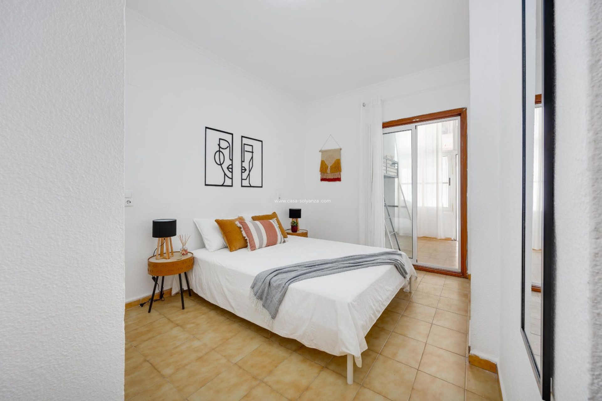 Resale - Apartment / flat - Torrevieja - Playa del Cura