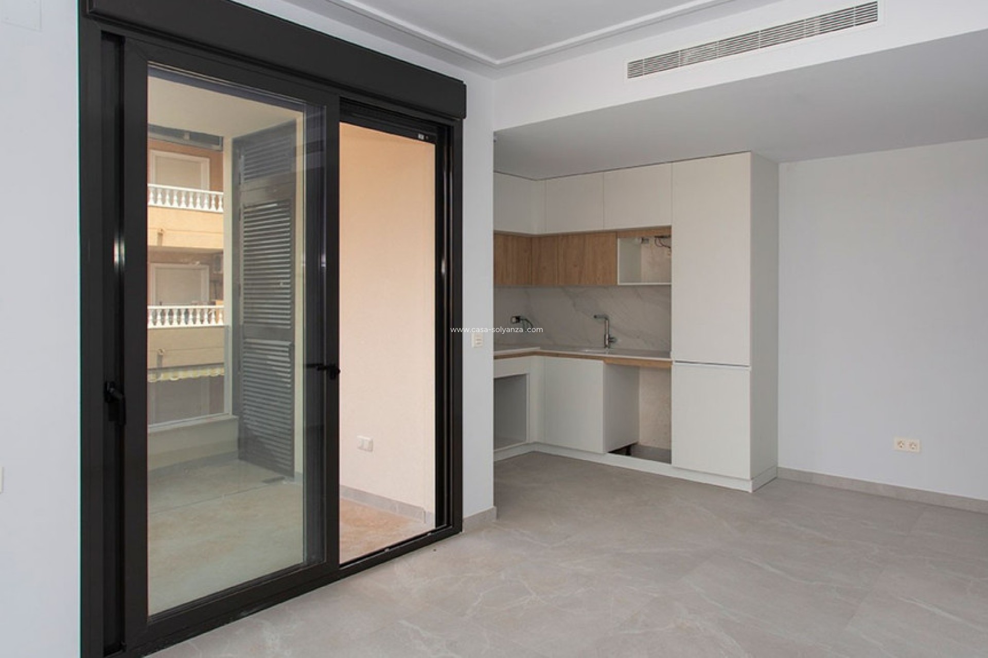 Resale - Apartment / flat - Torrevieja - Playa del Cura