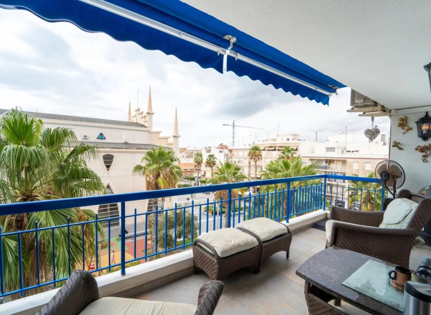 Resale - Apartment / flat - Torrevieja - Playa del Cura