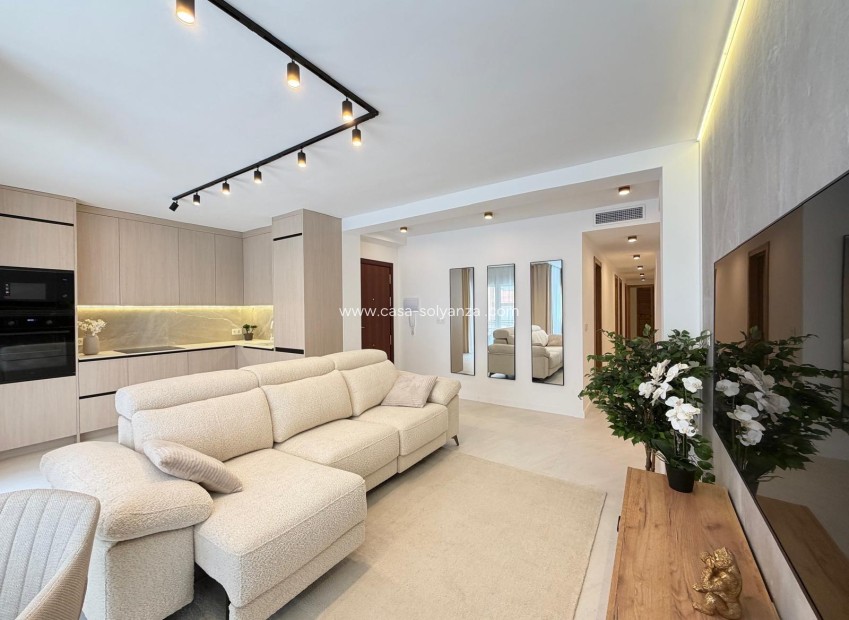 Resale - Apartment / flat - Torrevieja - Playa del Cura
