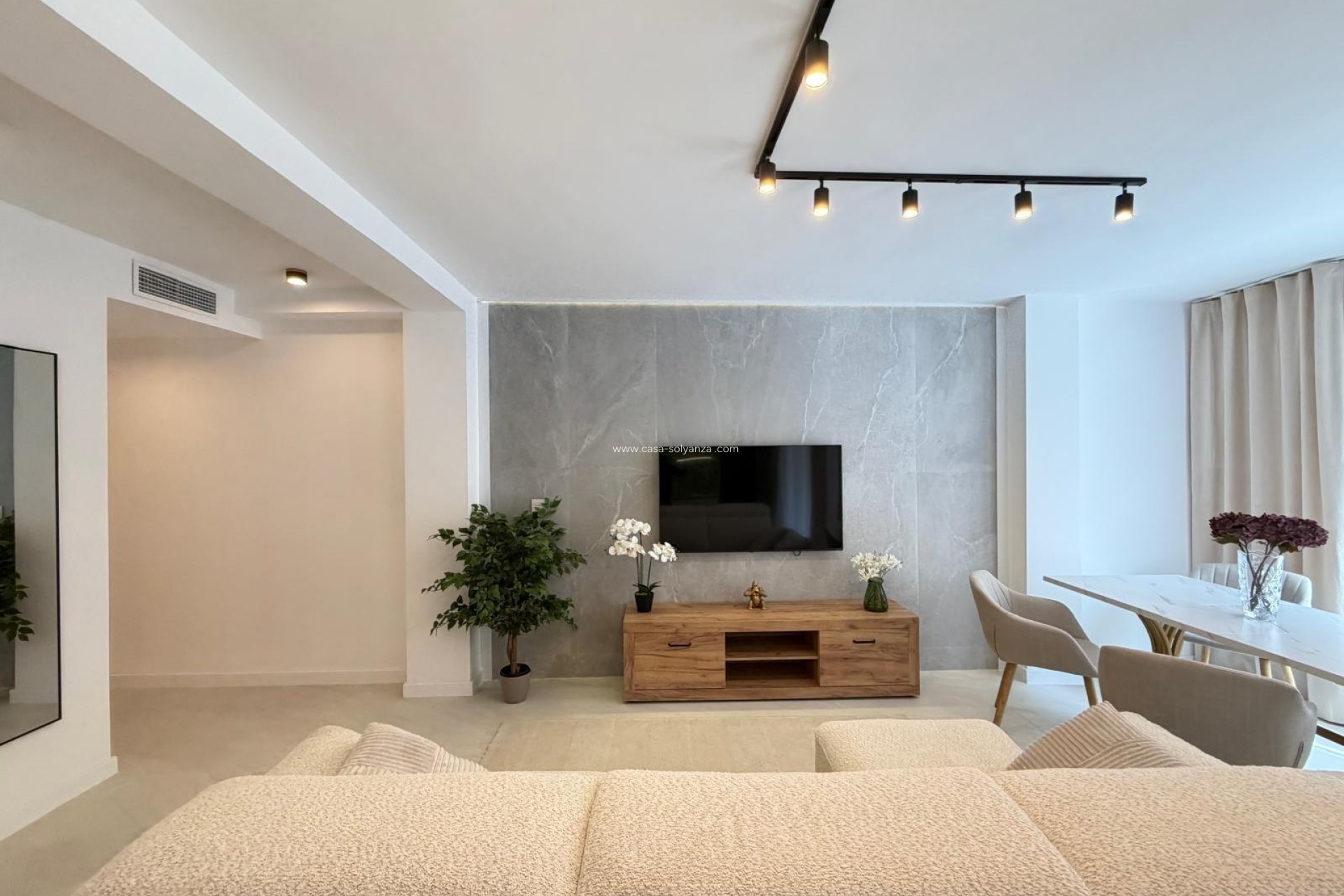 Resale - Apartment / flat - Torrevieja - Playa del Cura
