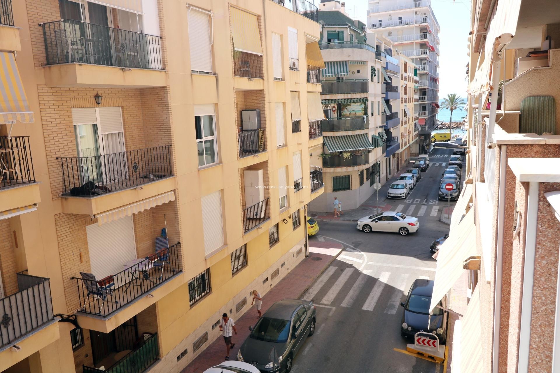 Resale - Apartment / flat - Torrevieja - Playa del Cura