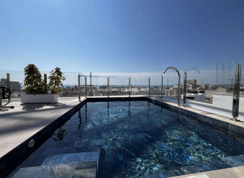 Resale - Apartment / flat - Torrevieja - Playa del Cura
