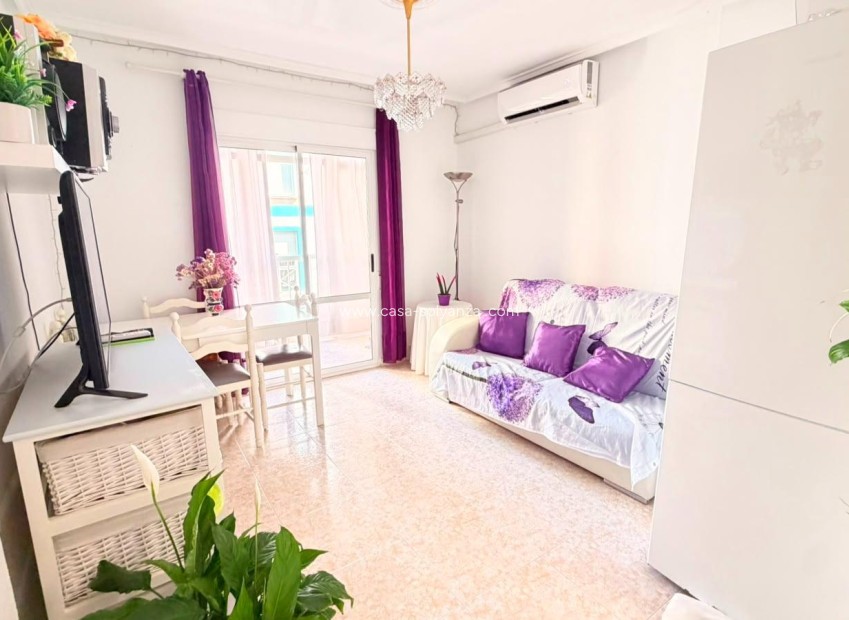 Resale - Apartment / flat - Torrevieja - Playa del Cura