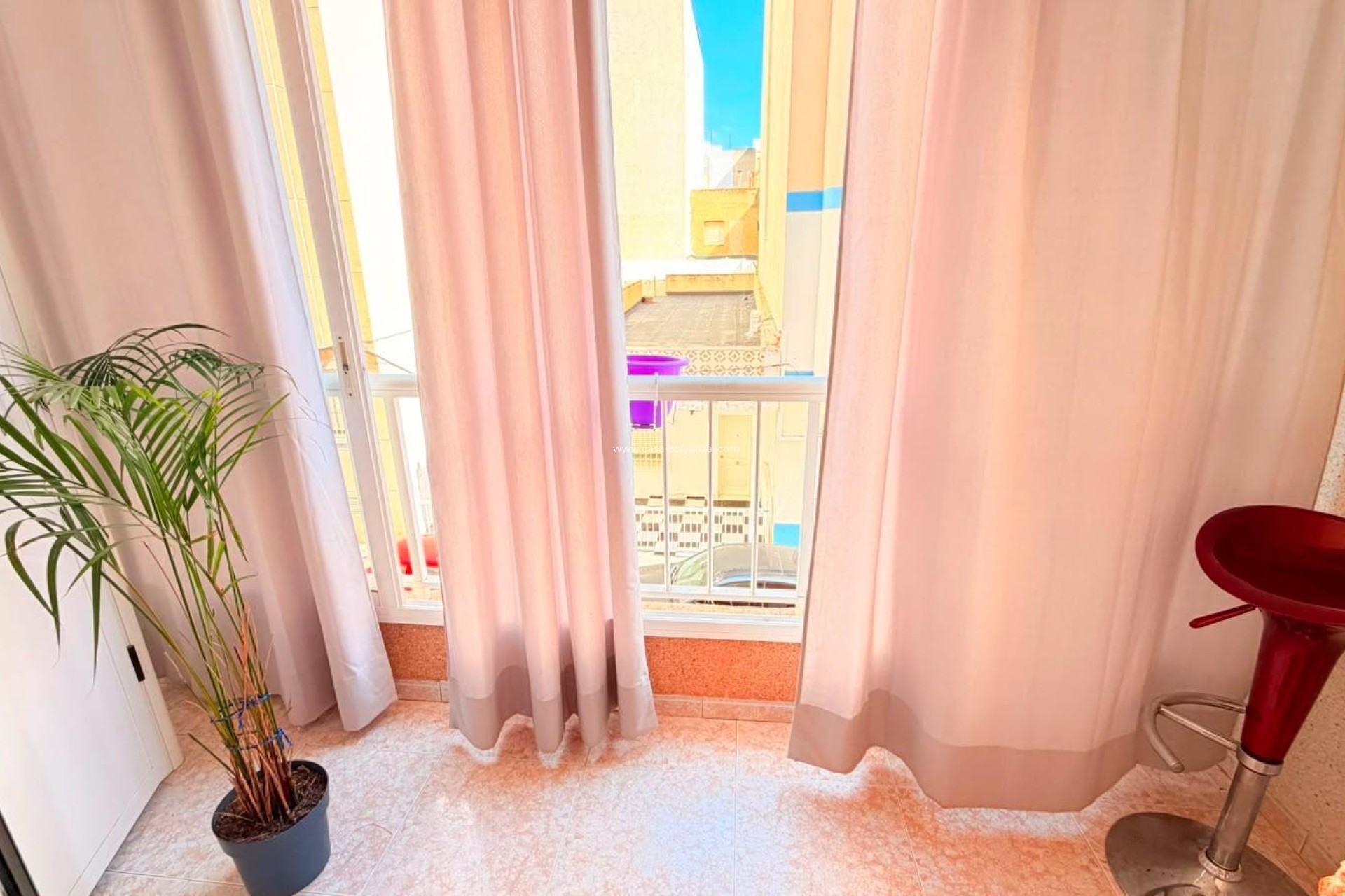 Resale - Apartment / flat - Torrevieja - Playa del Cura