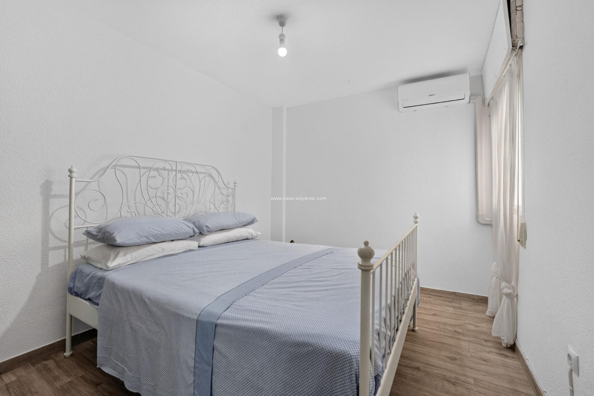 Resale - Apartment / flat - Torrevieja - Playa del Cura