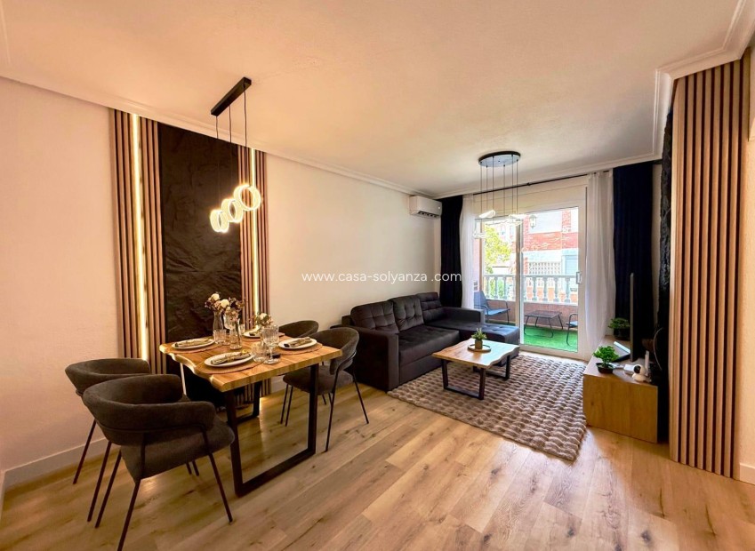 Resale - Apartment / flat - Torrevieja - Playa del Cura