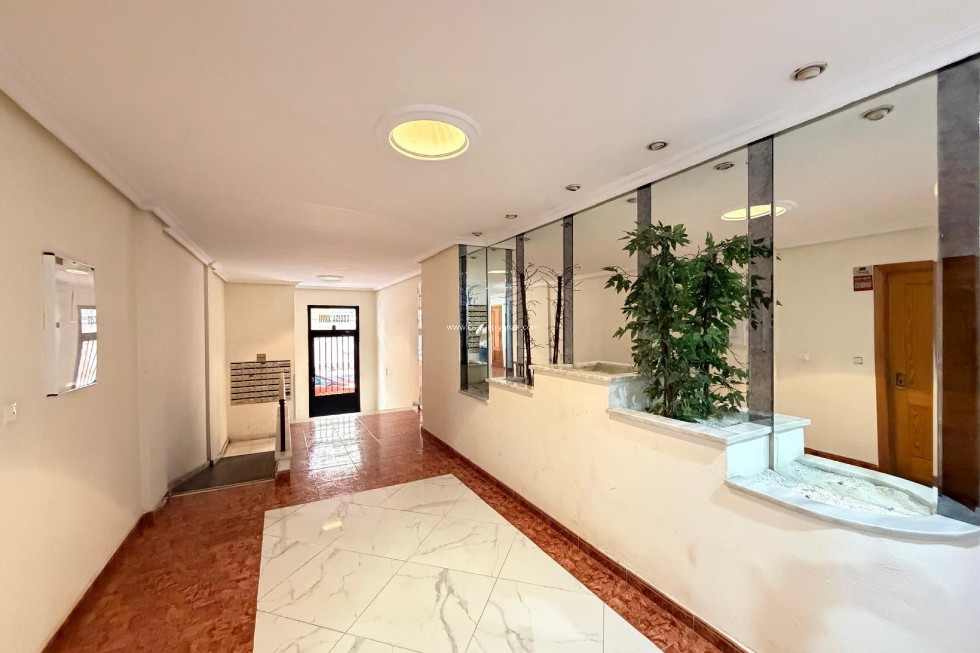 Resale - Apartment / flat - Torrevieja - Playa del Cura