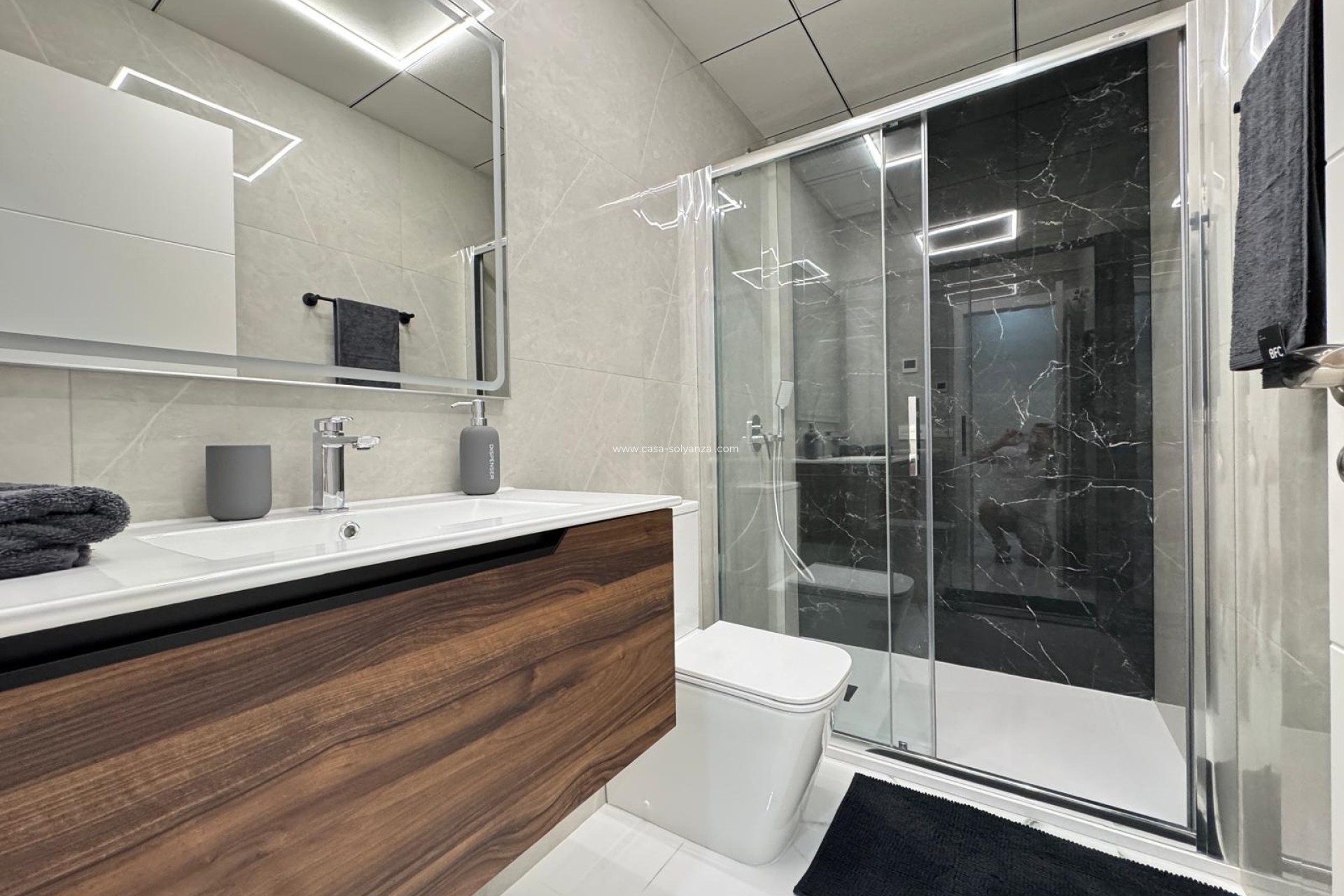Resale - Apartment / flat - Torrevieja - Playa del Cura