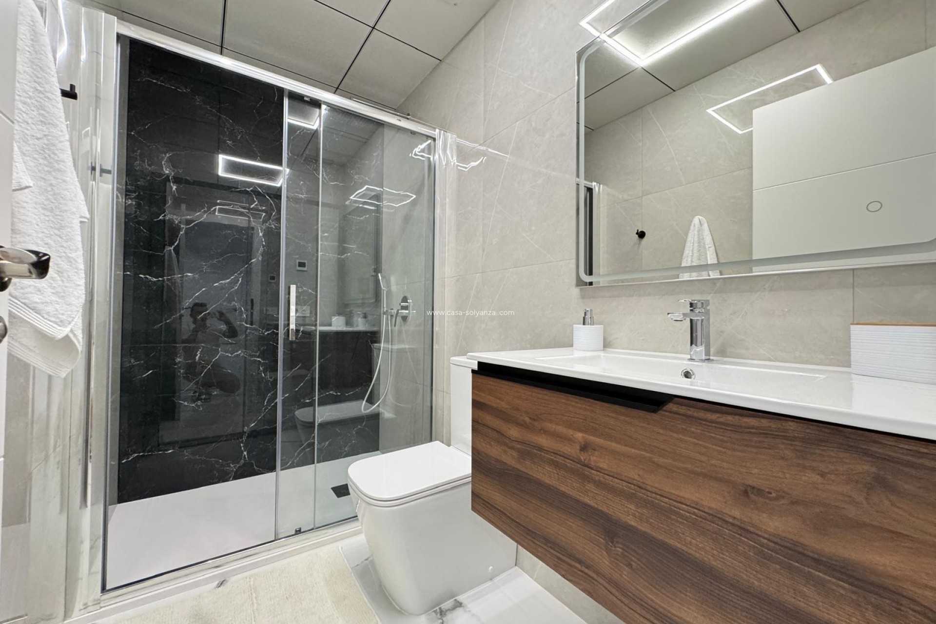 Resale - Apartment / flat - Torrevieja - Playa del Cura