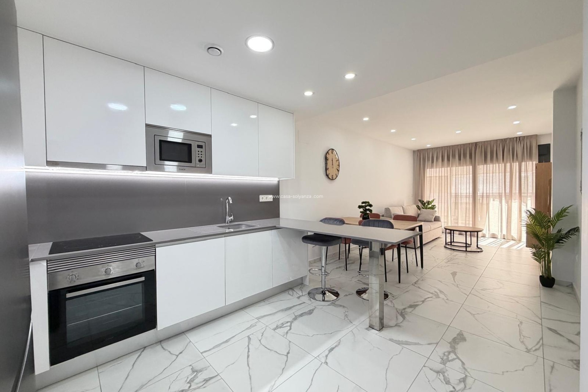 Resale - Apartment / flat - Torrevieja - Playa del Cura