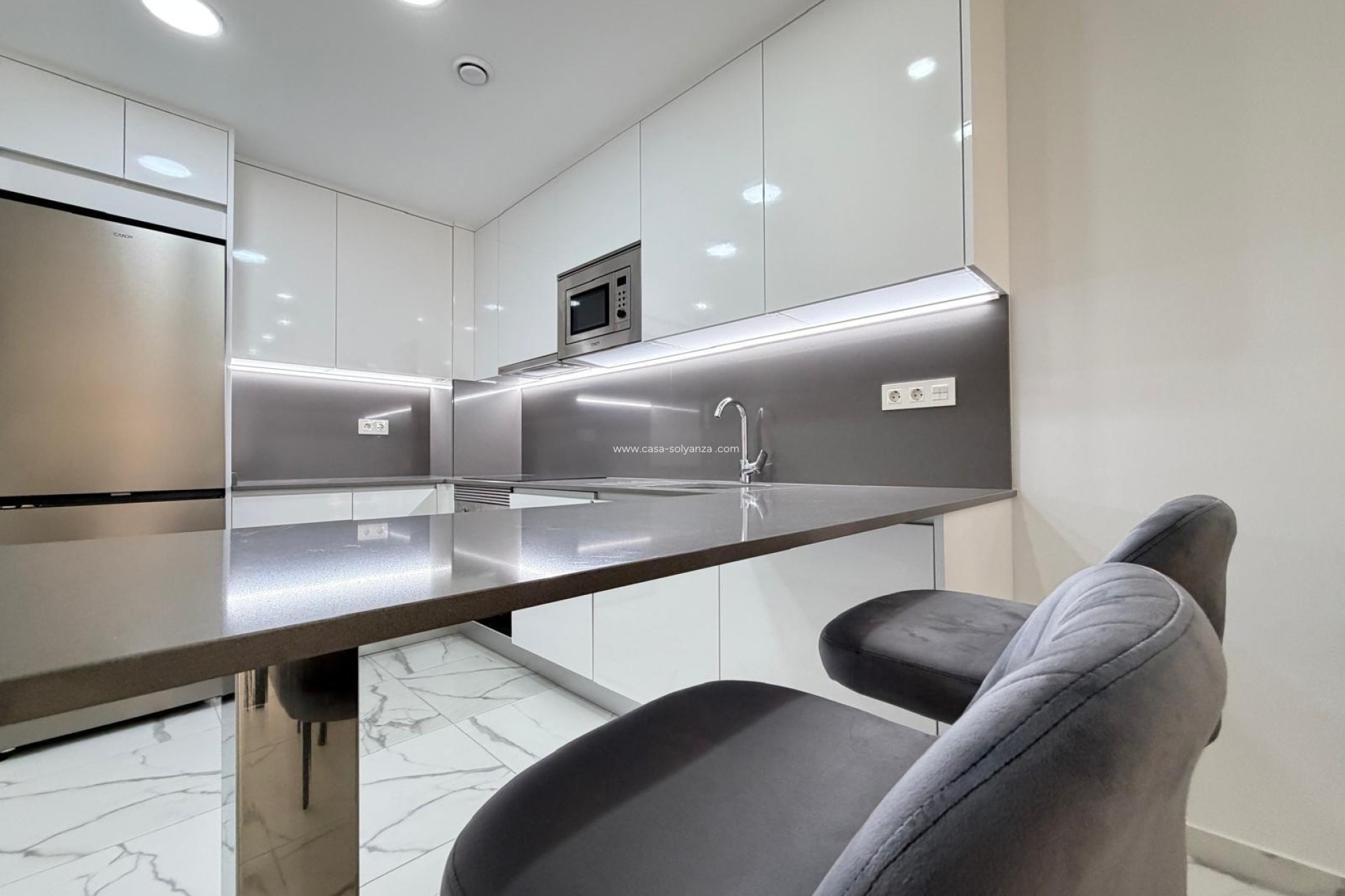 Resale - Apartment / flat - Torrevieja - Playa del Cura