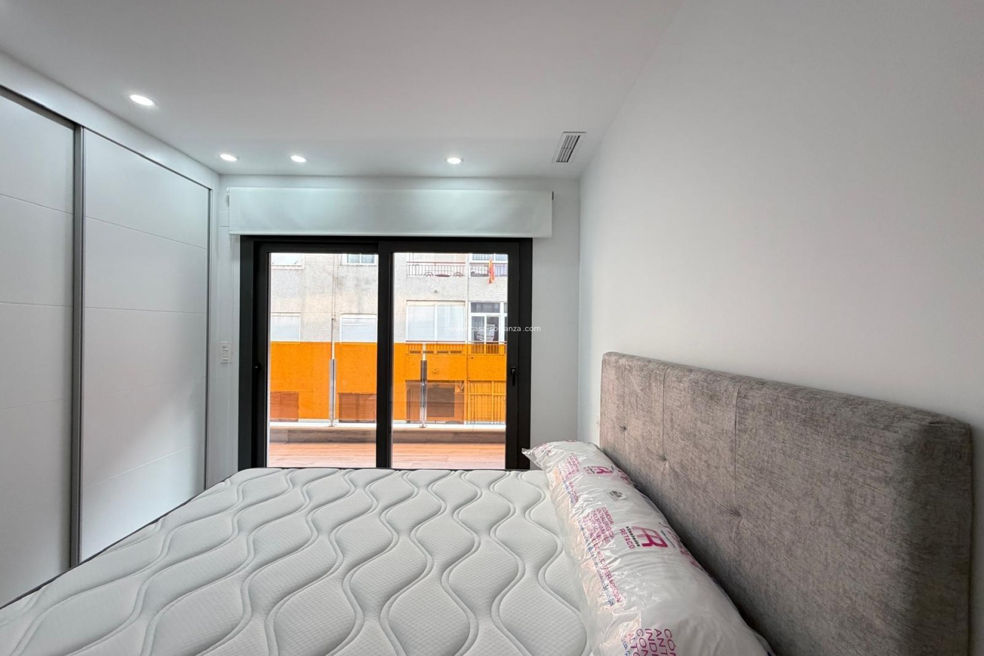 Resale - Apartment / flat - Torrevieja - Playa del Cura