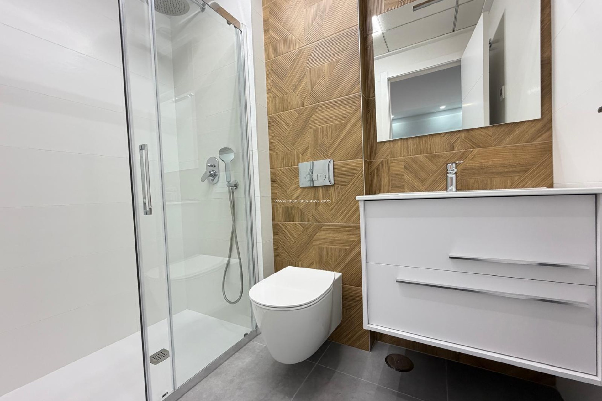 Resale - Apartment / flat - Torrevieja - Playa del Cura