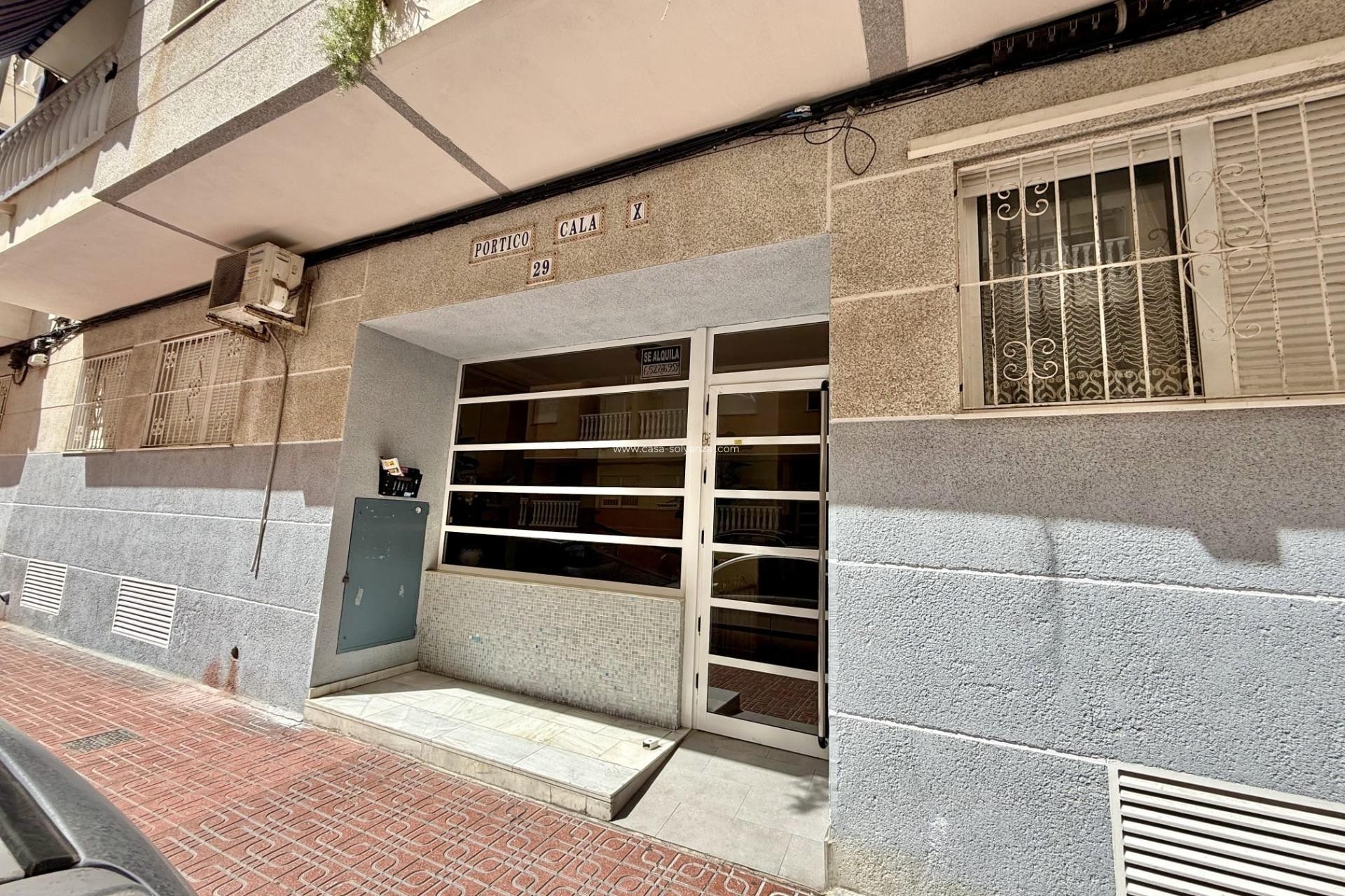 Resale - Apartment / flat - Torrevieja - Playa del Cura