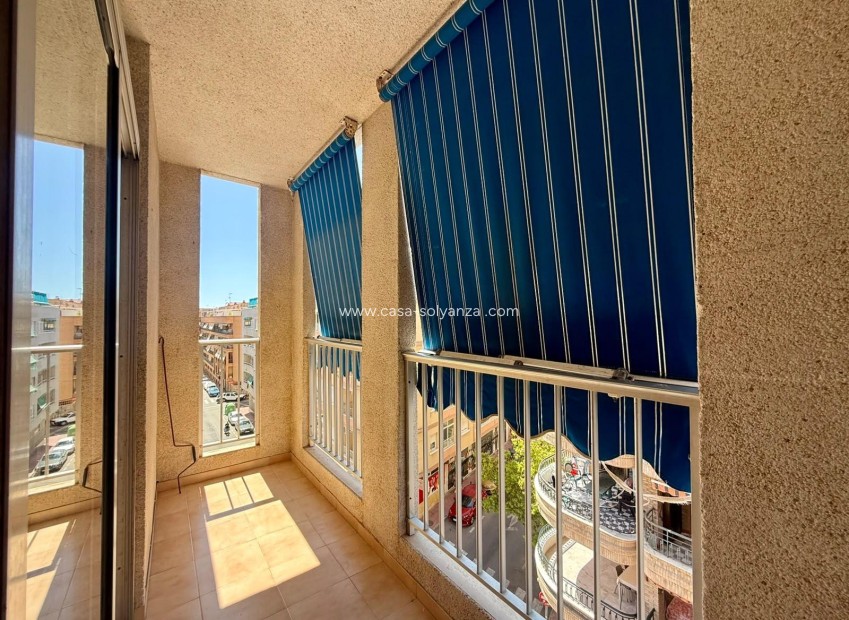 Resale - Apartment / flat - Torrevieja - Playa del Cura