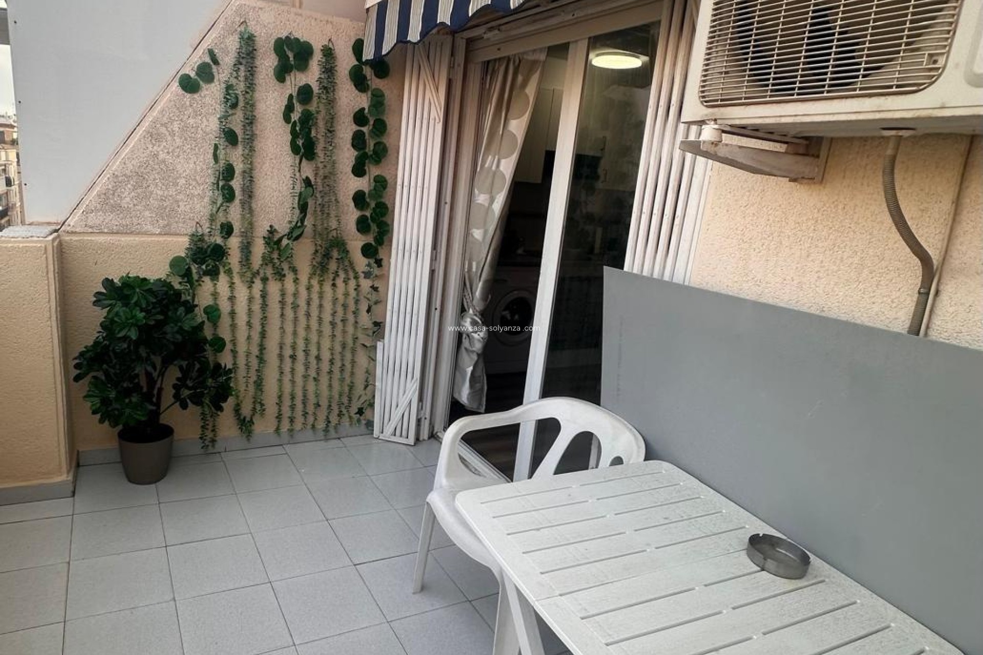 Resale - Apartment / flat - Torrevieja - Playa del Cura
