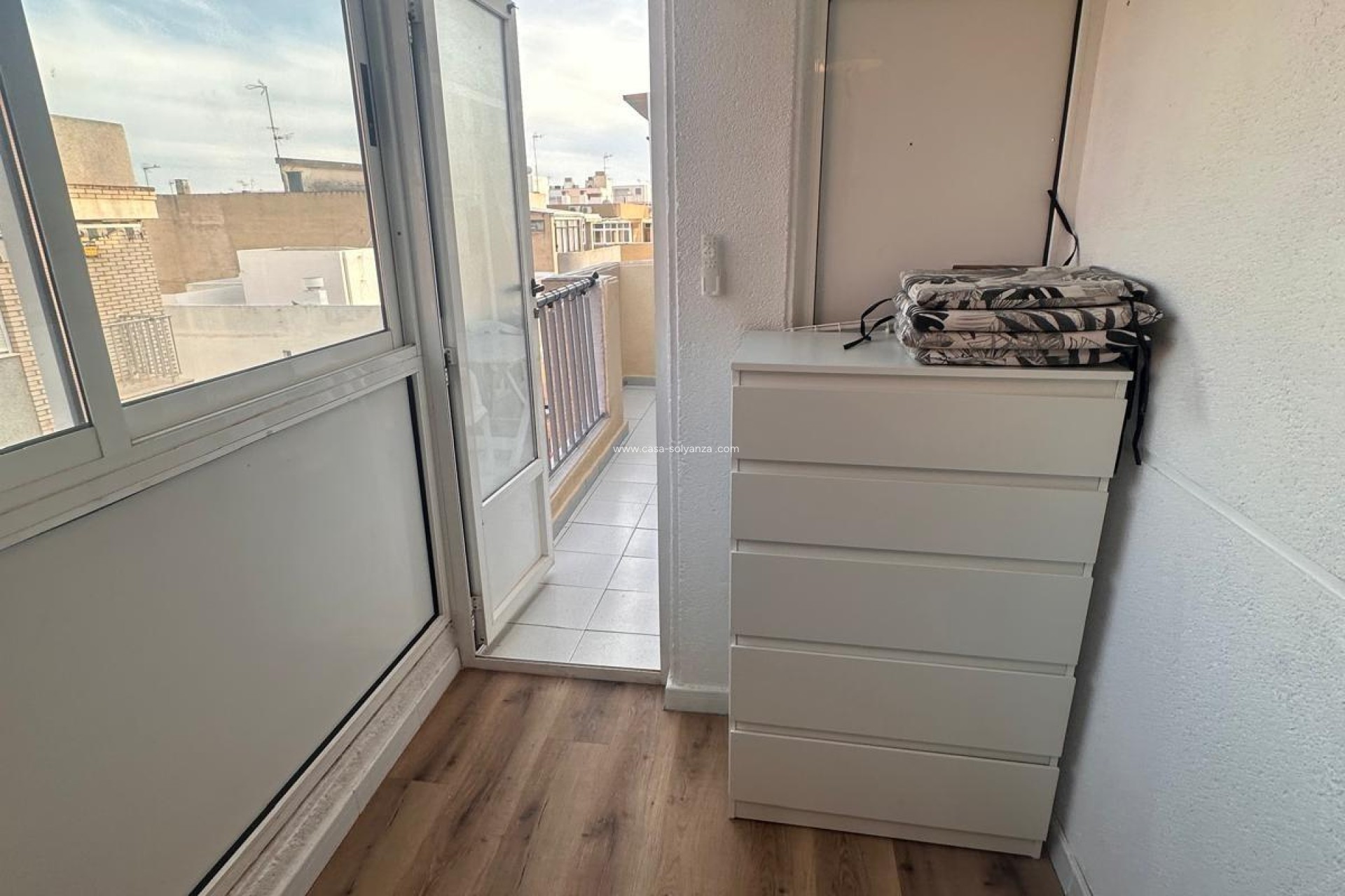 Resale - Apartment / flat - Torrevieja - Playa del Cura