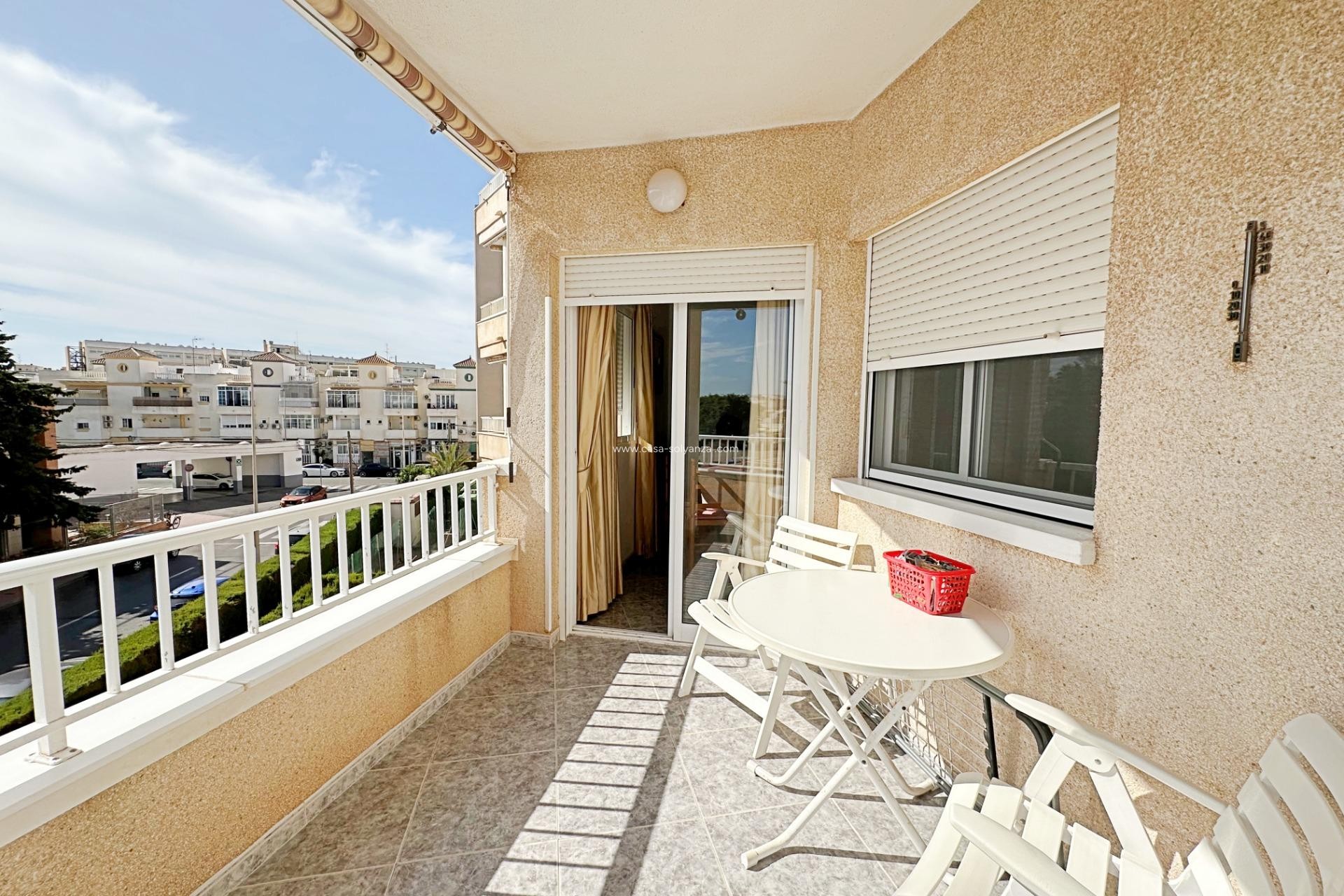 Resale - Apartment / flat - Torrevieja - Playa del Cura