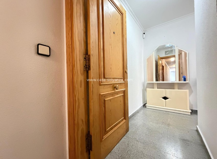 Resale - Apartment / flat - Torrevieja - Playa del Cura