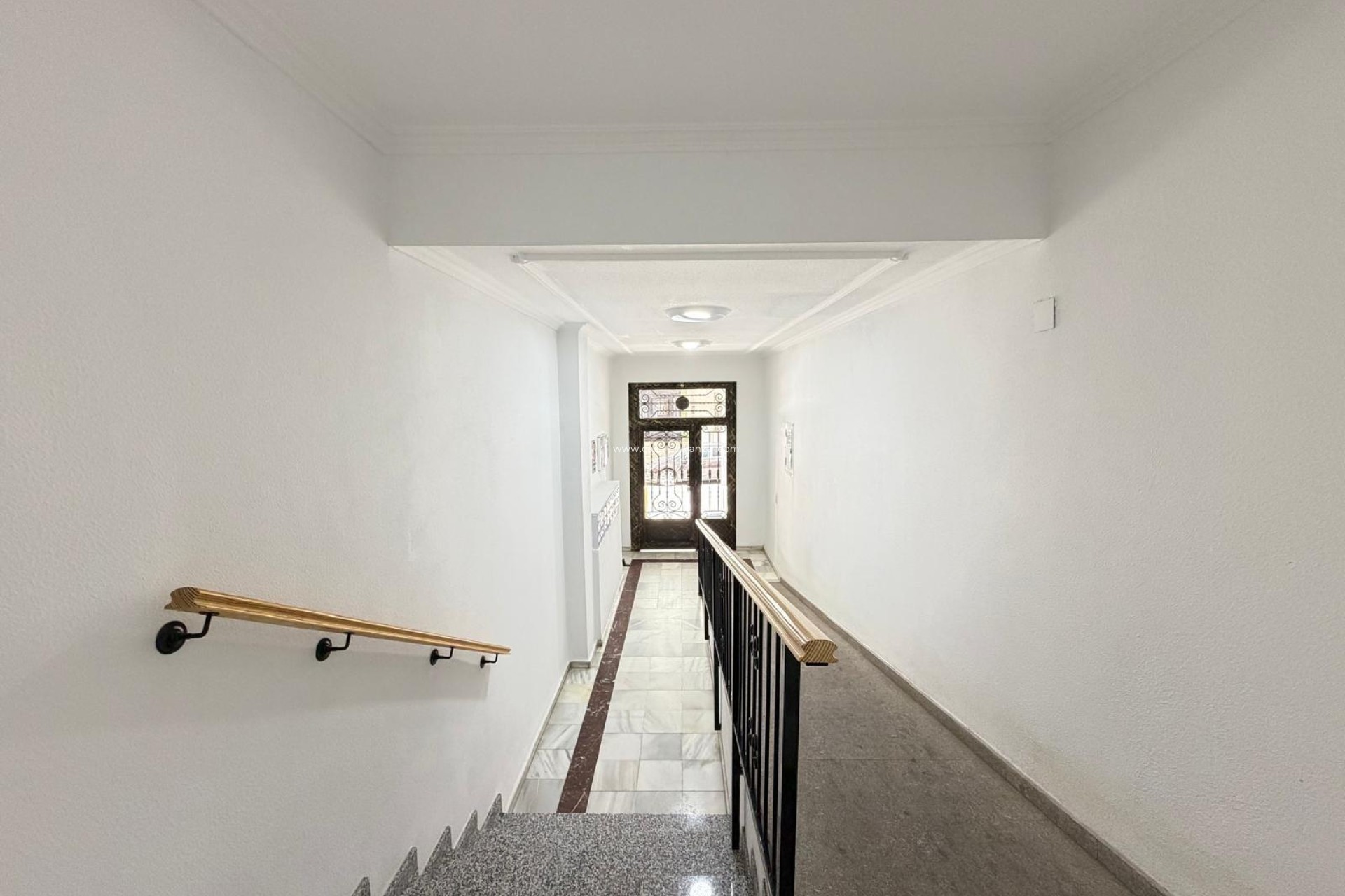 Resale - Apartment / flat - Torrevieja - Playa del Cura