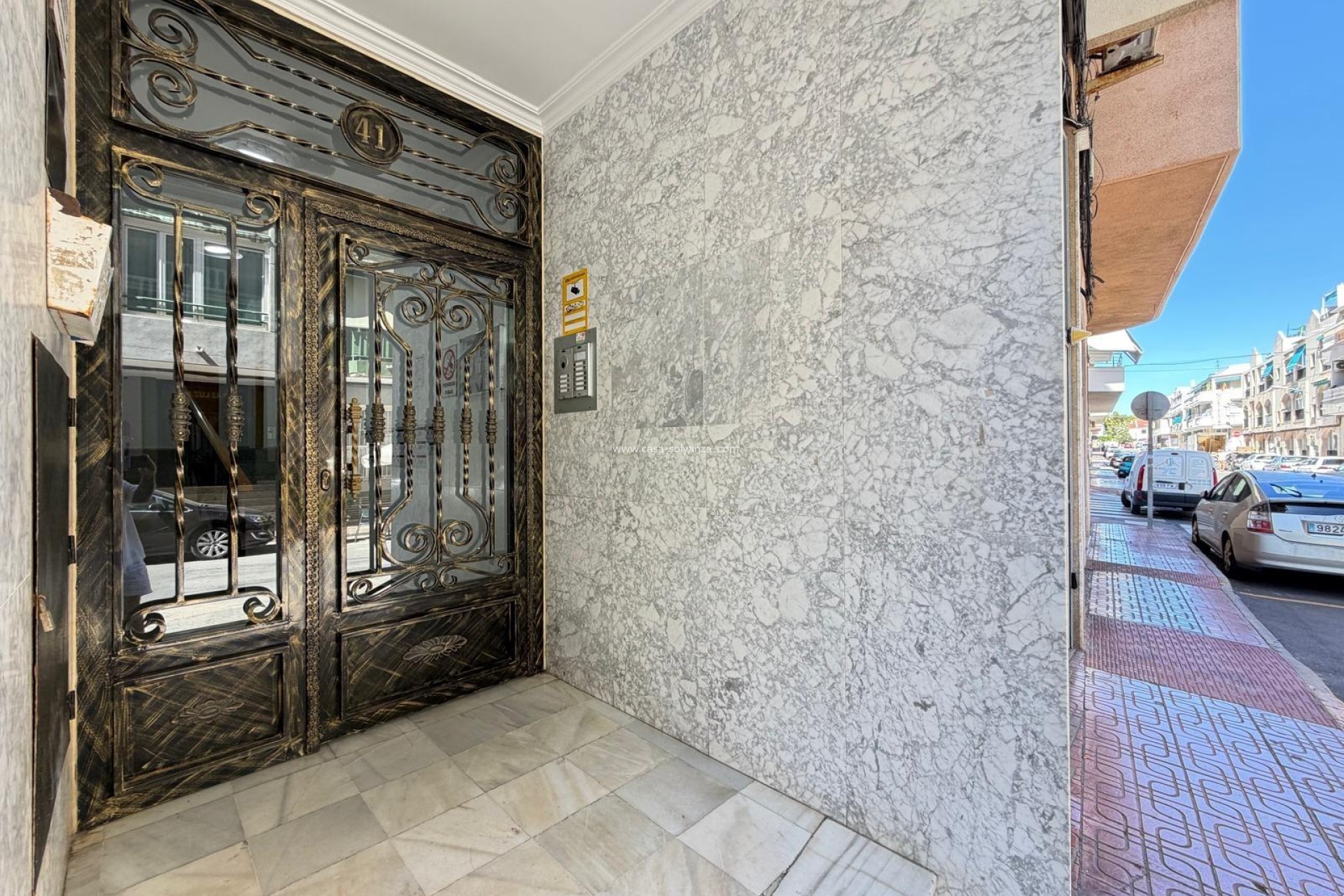 Resale - Apartment / flat - Torrevieja - Playa del Cura