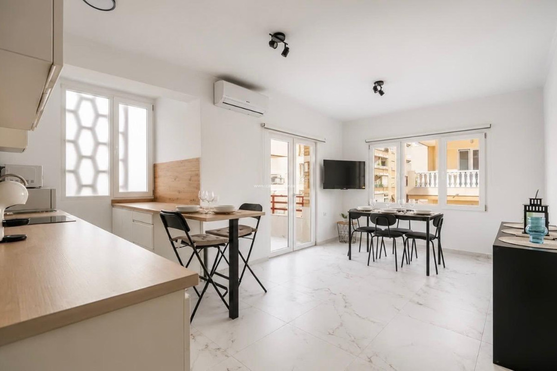 Resale - Apartment / flat - Torrevieja - Playa del Cura