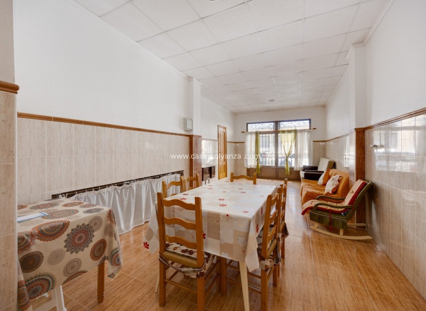 Resale - Apartment / flat - Torrevieja - Playa del Cura
