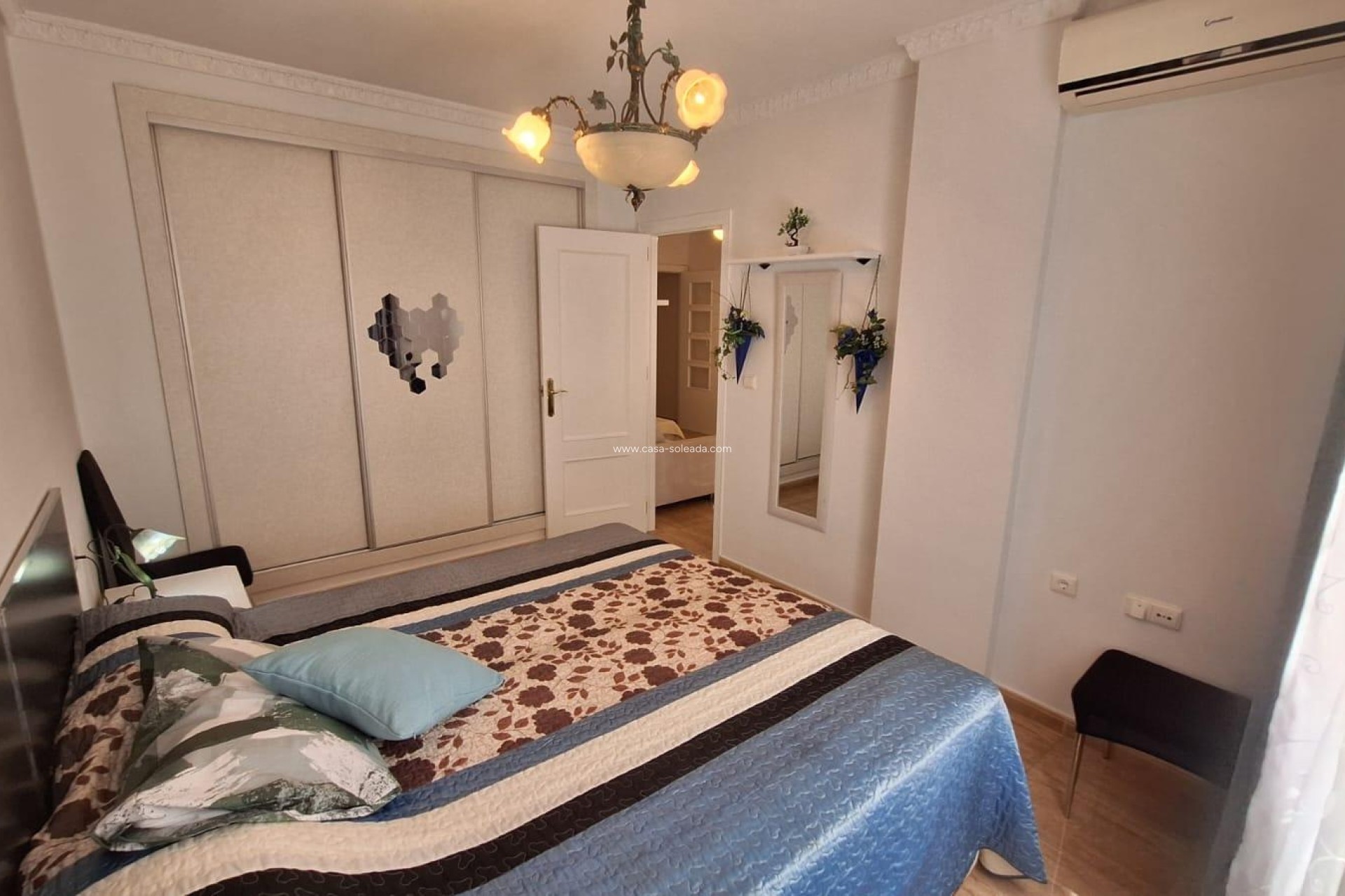 Resale - Apartment / flat - Torrevieja - Playa del Cura