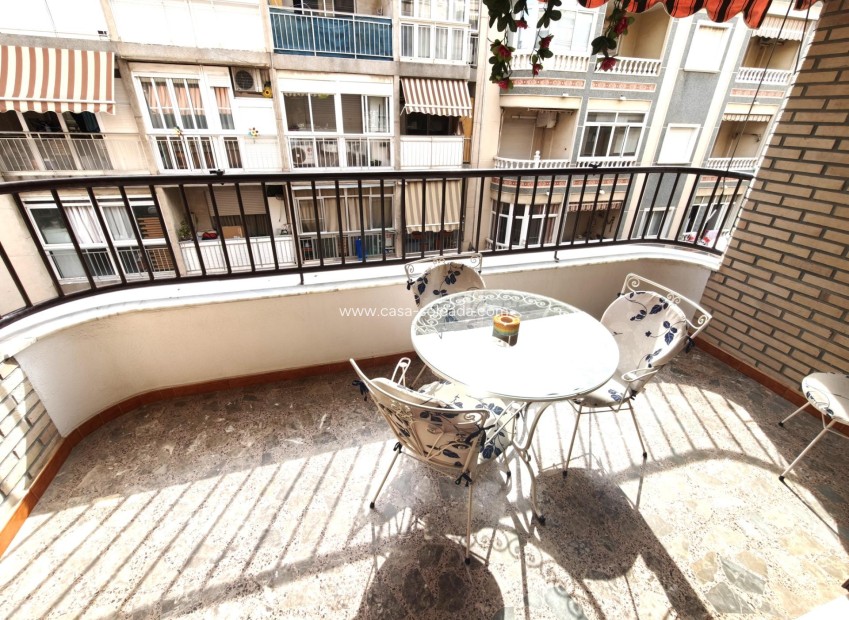 Resale - Apartment / flat - Torrevieja - Playa del Cura