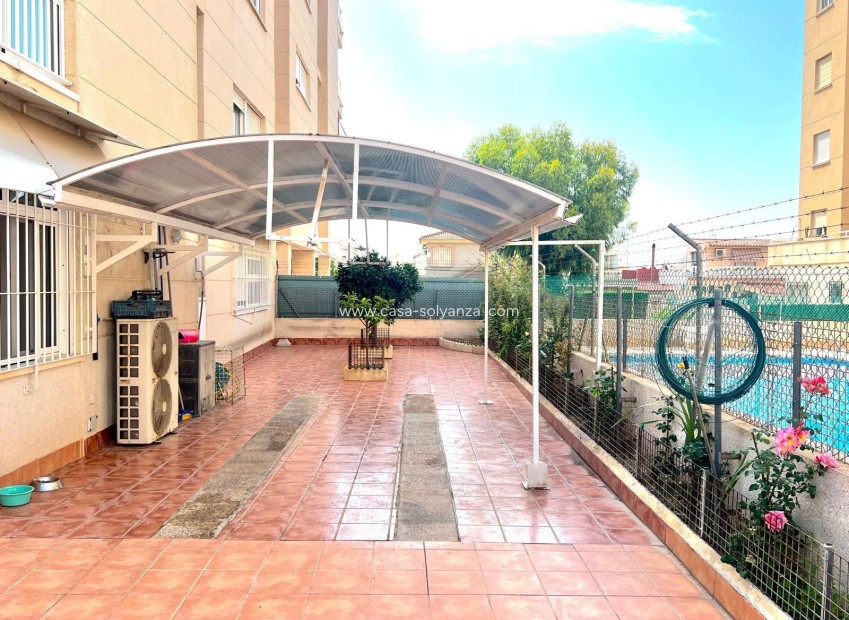 Resale - Apartment / flat - Torrevieja - Playa del Cura