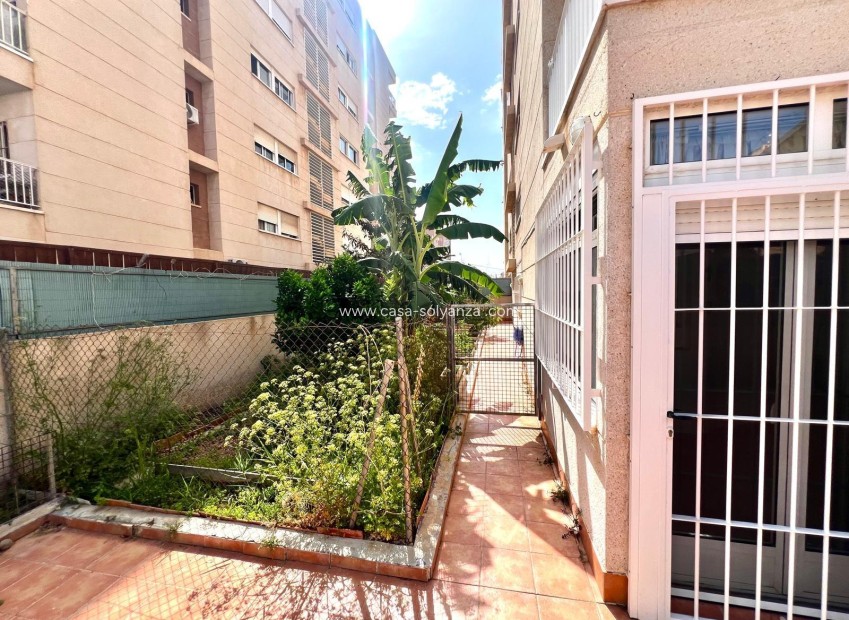 Resale - Apartment / flat - Torrevieja - Playa del Cura