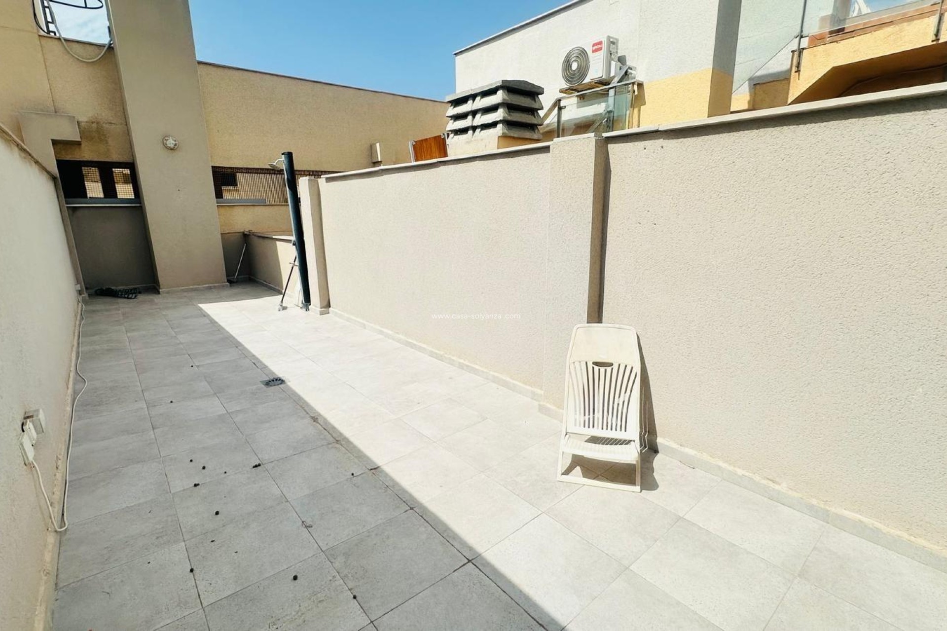 Resale - Apartment / flat - Torrevieja - Playa del Cura