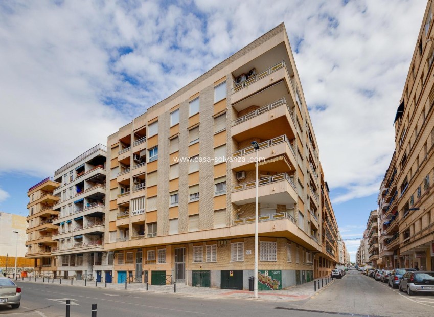 Resale - Apartment / flat - Torrevieja - Playa del Cura