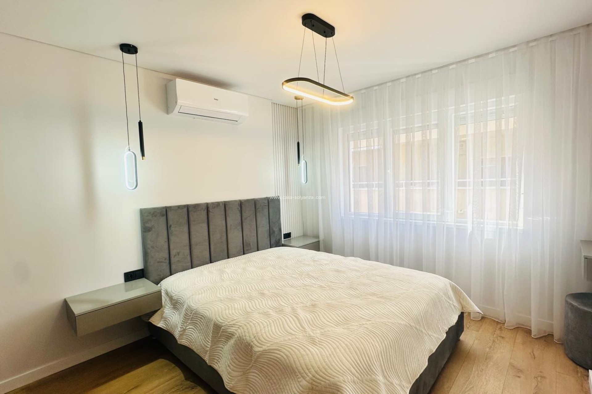 Resale - Apartment / flat - Torrevieja - Playa del Cura