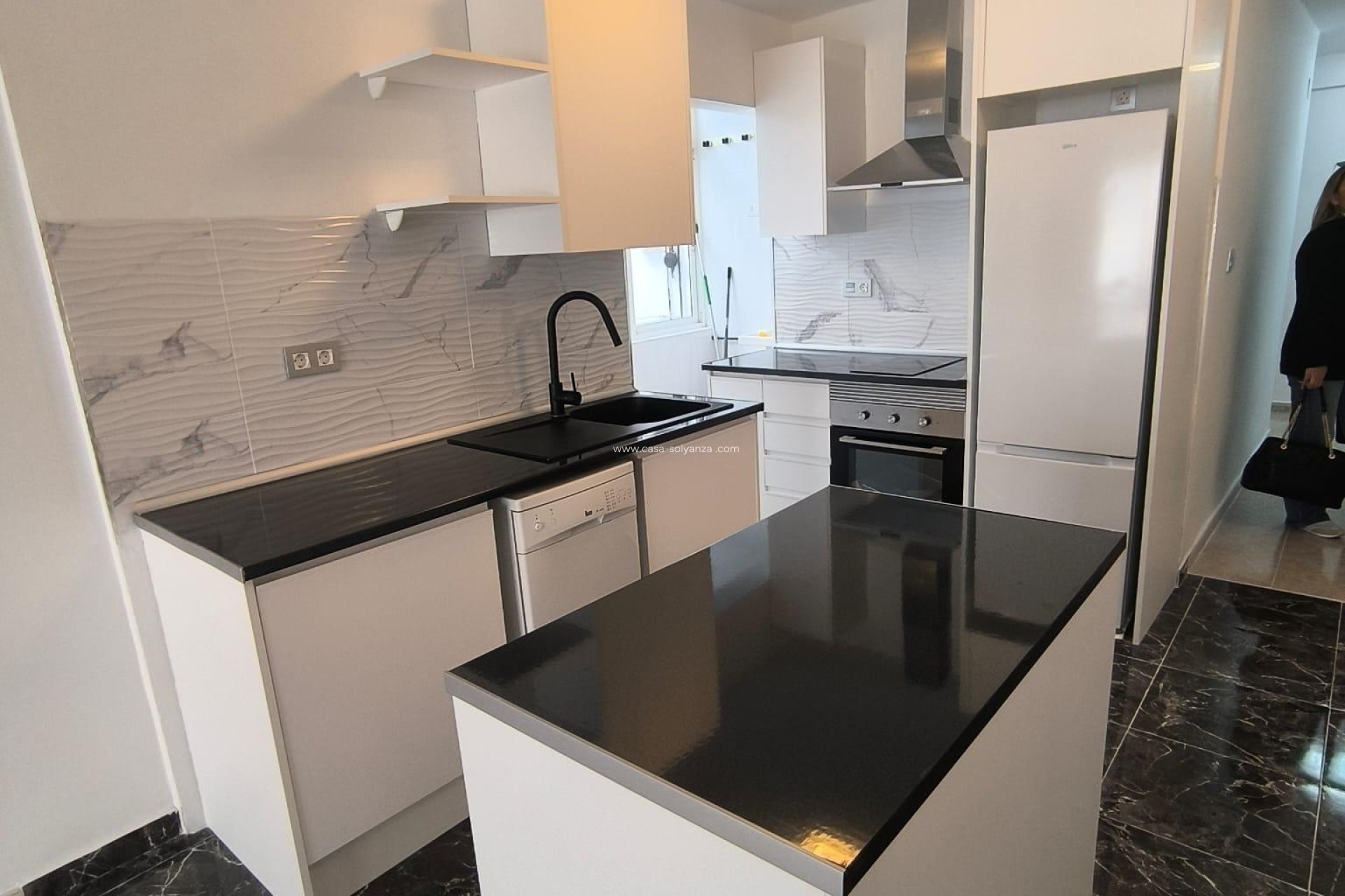 Resale - Apartment / flat - Torrevieja - Playa del Cura