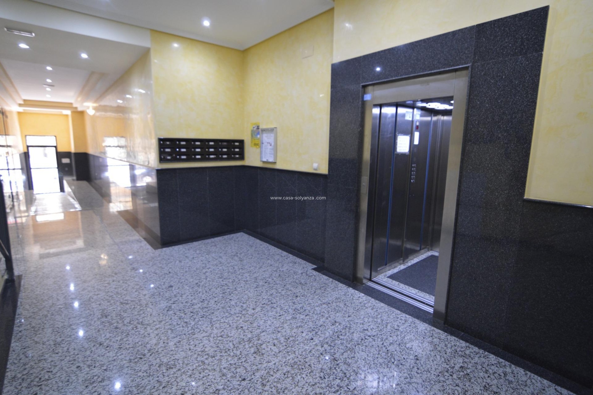 Resale - Apartment / flat - Torrevieja - Playa del Cura