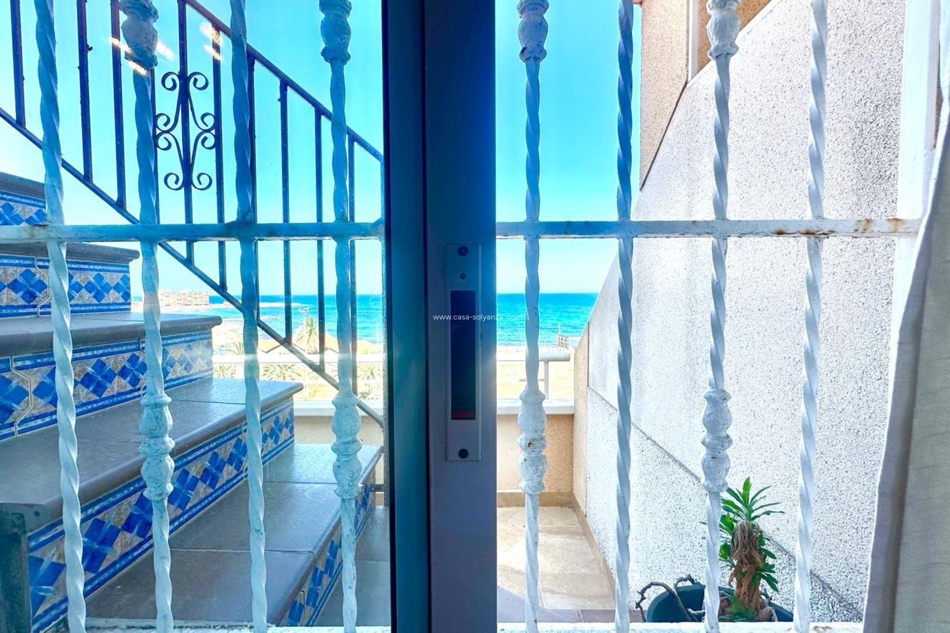 Resale - Apartment / flat - Torrevieja - Playa del Cura