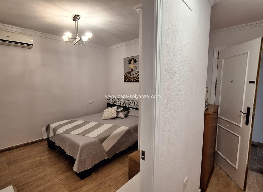 Resale - Apartment / flat - Torrevieja - Playa del Cura