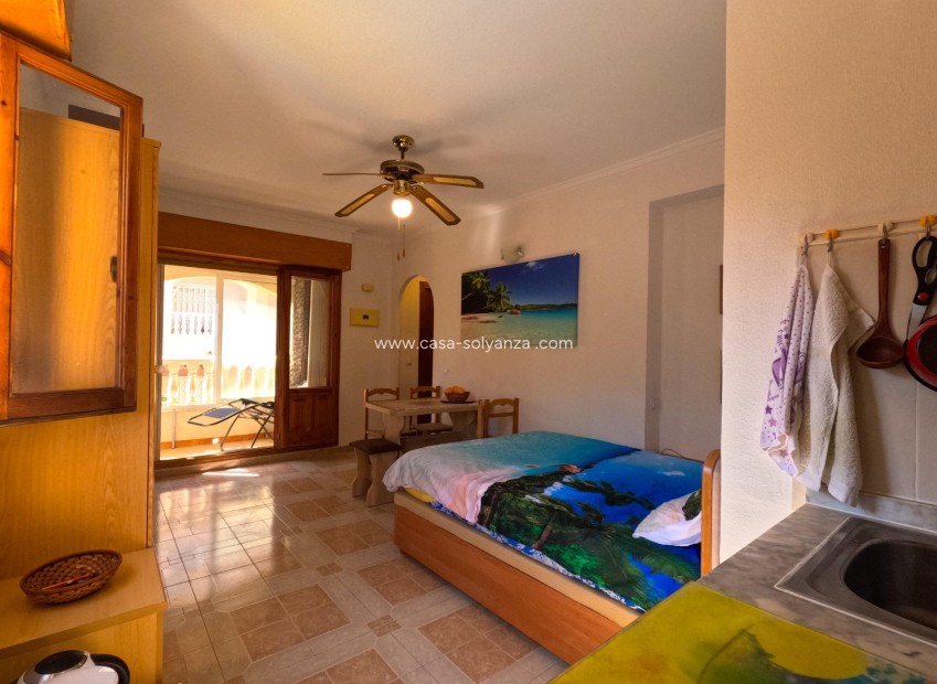 Resale - Apartment / flat - Torrevieja - Playa del Cura