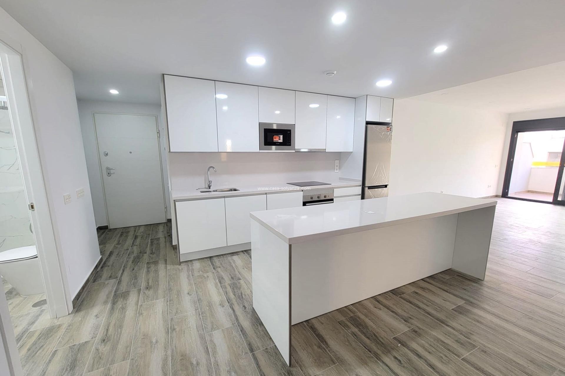 Resale - Apartment / flat - Torrevieja - Playa del Cura