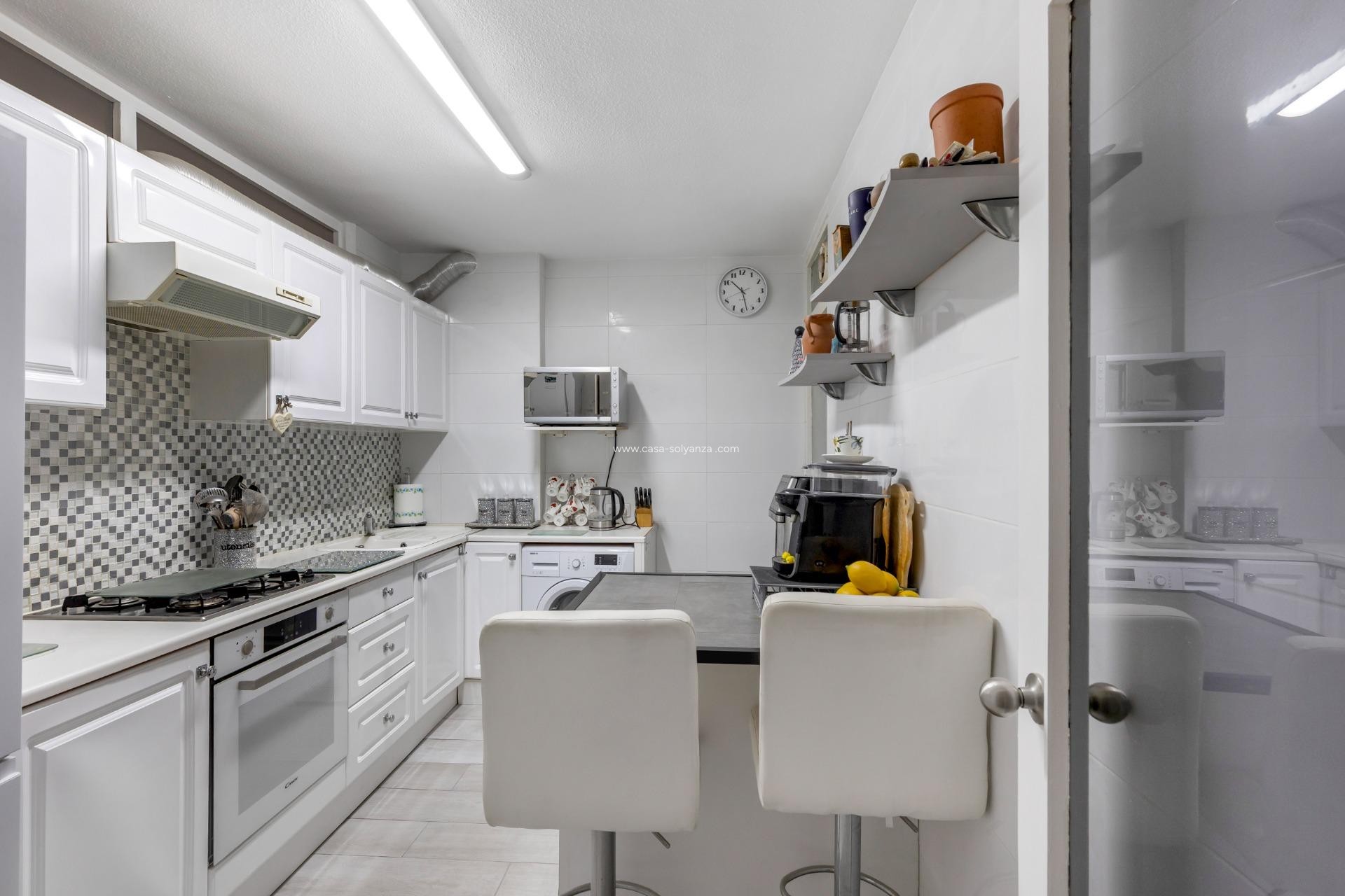 Resale - Apartment / flat - Torrevieja - Playa del Cura