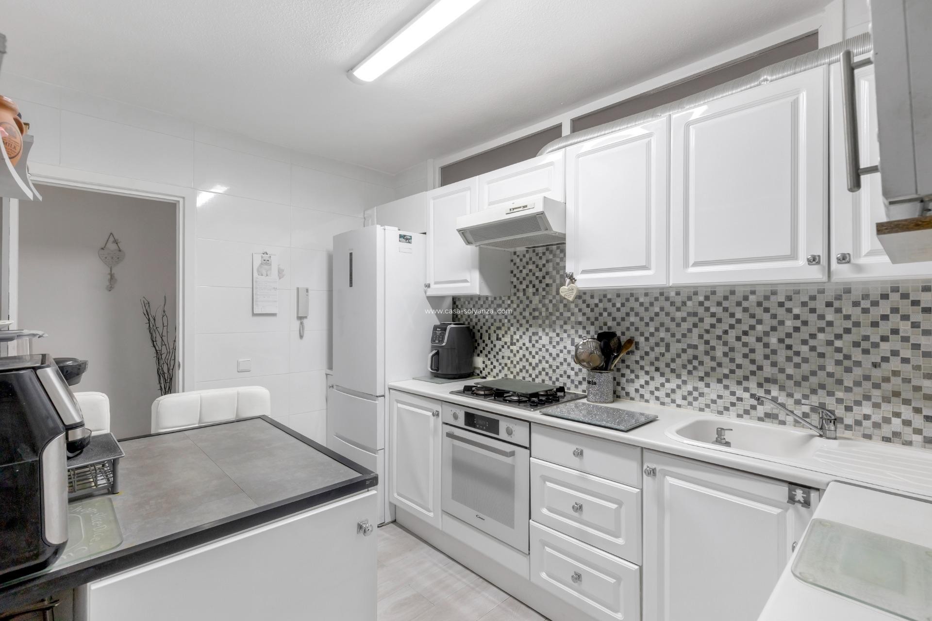 Resale - Apartment / flat - Torrevieja - Playa del Cura