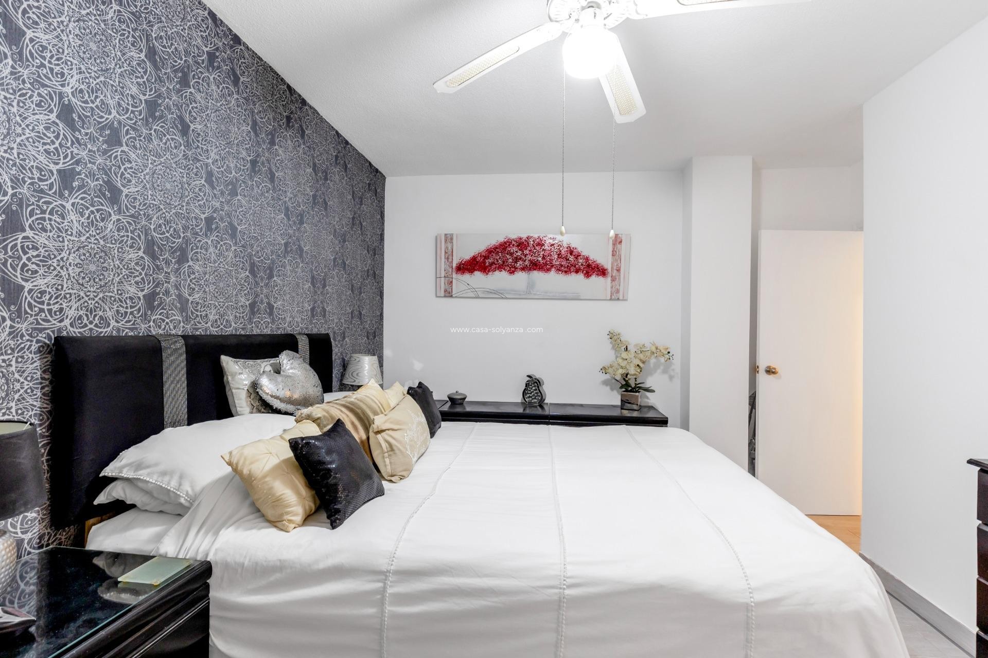 Resale - Apartment / flat - Torrevieja - Playa del Cura