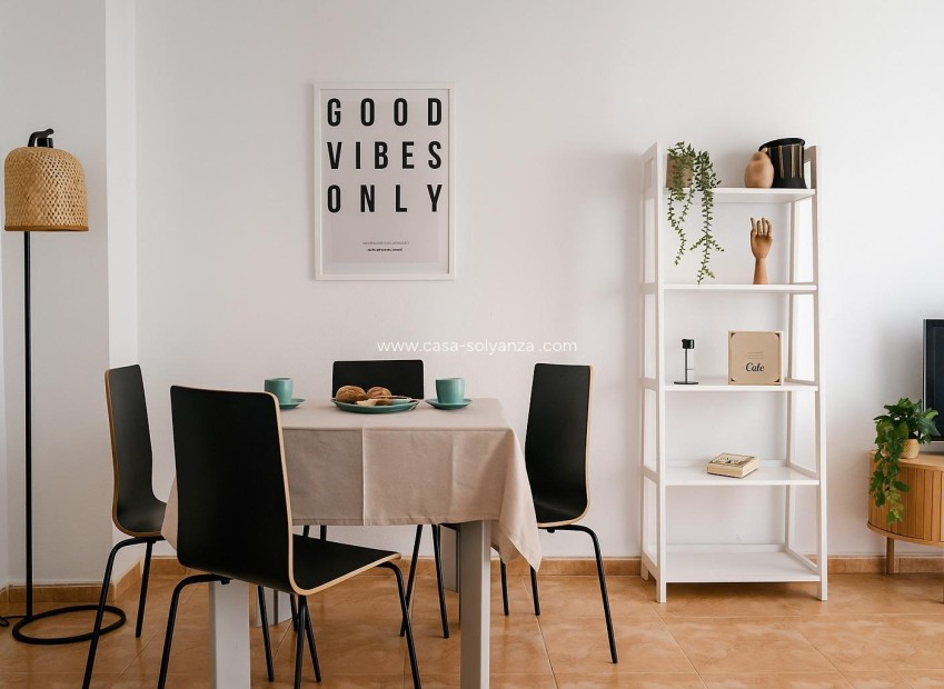 Resale - Apartment / flat - Torrevieja - Playa del Cura