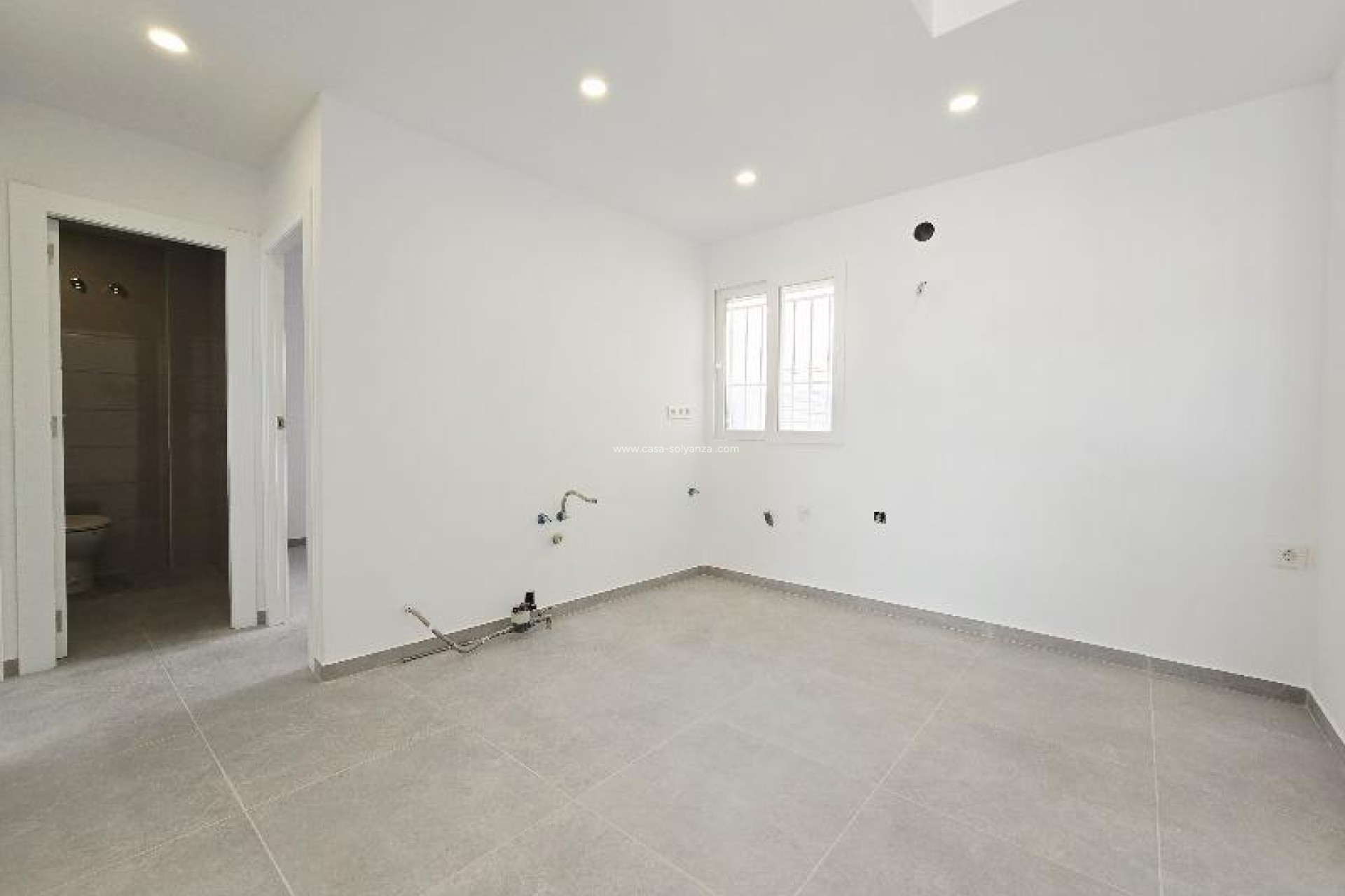 Resale - Apartment / flat - Torrevieja - Playa del Cura