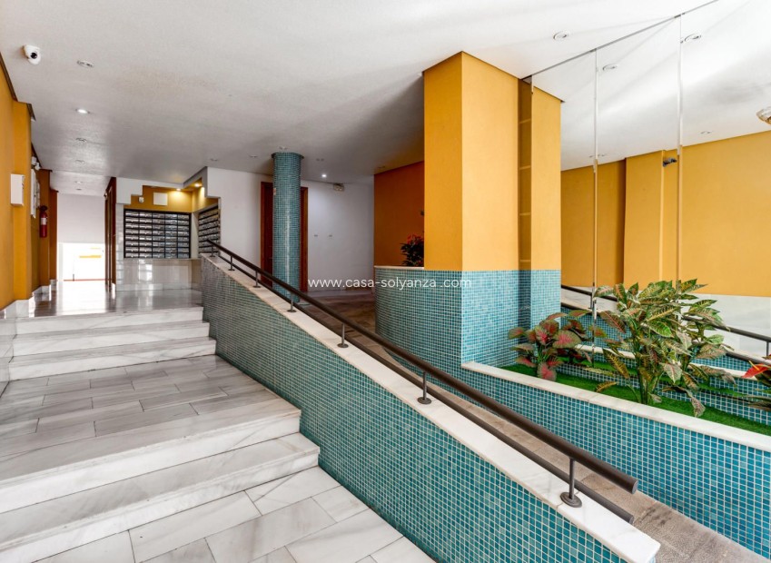 Resale - Apartment / flat - Torrevieja - Playa del Cura