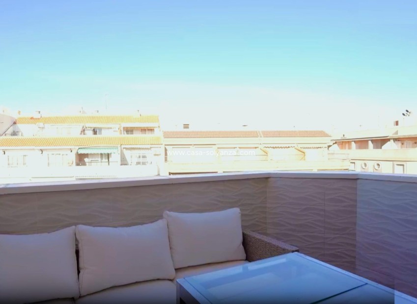 Resale - Apartment / flat - Torrevieja - Playa del Cura