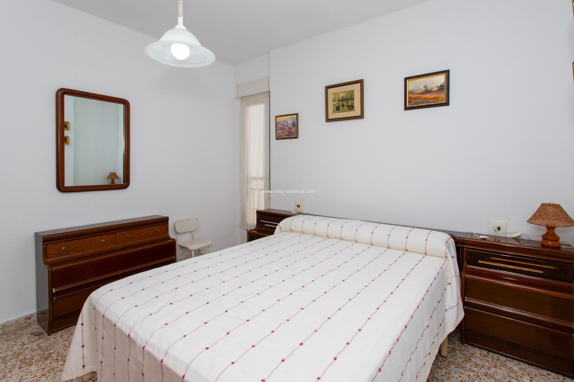 Resale - Apartment / flat - Torrevieja - Playa del Cura
