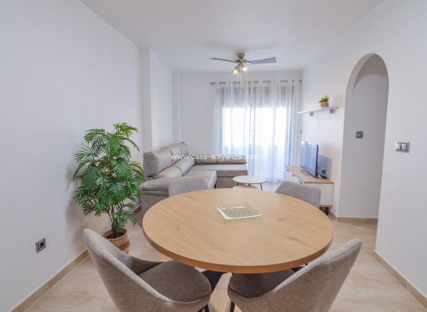 Resale - Apartment / flat - Torrevieja - Playa del Cura